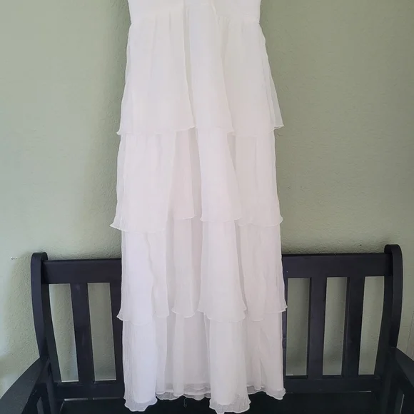 ASTR the Label Women's White Emporia Maxi Dress XS NWOT/Defect - Picture 7 of 12